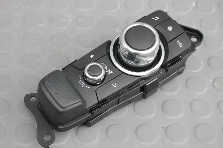 Mazda CX-3 - Panneau de contrôle navigation OEM D09H-66-CM0-A image 2