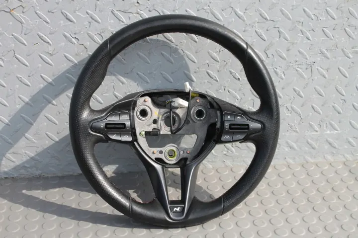Volant cuir Hyundai i20 III N-Line - KIEROWNICA-NLINE-SKÓRZANA-HYUNDAI-I20-III image 2
