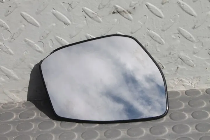 Nissan Pulsar - Insert de rétroviseur droit - OEM 2128.34.436 image 2