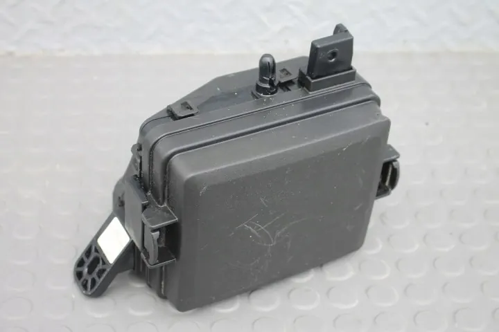 Hyundai I20 III - Boîte à fusibles - OEM 91217-Q0130 image 2