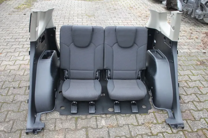 Kia Carens IV - Sièges 3e rang + côtés coffre + ceintures - FOTELE-3-RZĄD-PASY-ZAPINKI-KIA-CARENS-IV image 2
