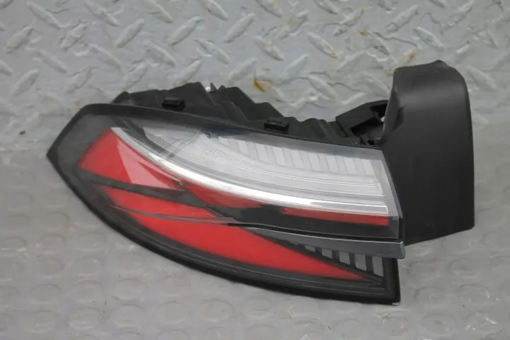 Lampe LED arrière gauche MG HS II SAIC11644501 image 2