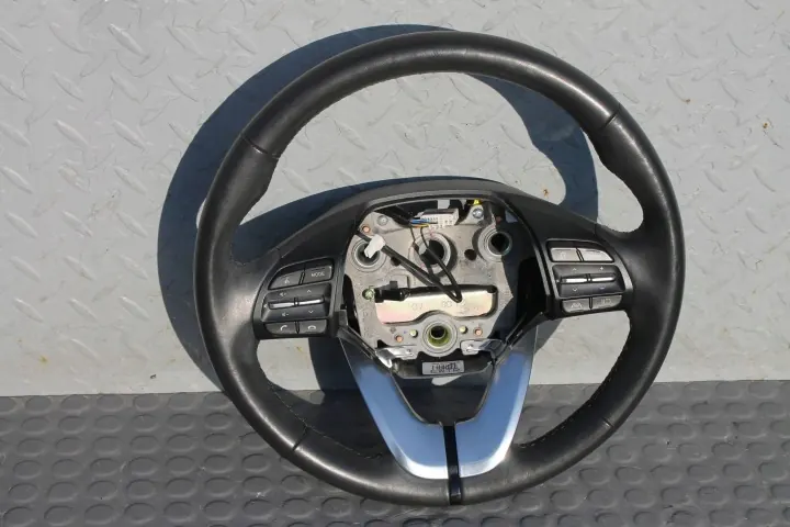 Volant cuir multifonction Hyundai I30 III - 56110G4KH0TRY image 2