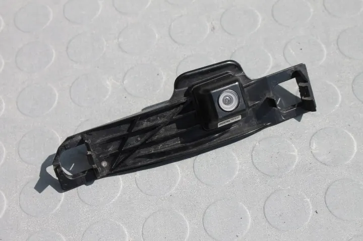 Toyota Verso Lift - Caméra de recul - OEM 86790-64051 image 2