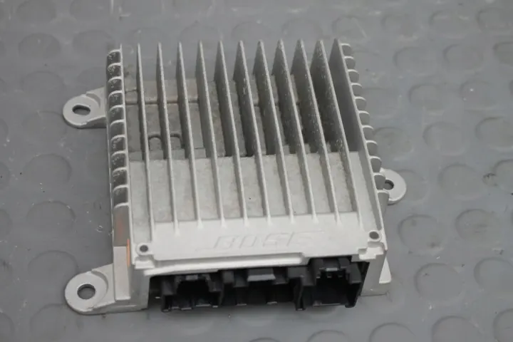 Amplificateur audio Bose BOSED10F66A20 pour Mazda CX-3 image 2