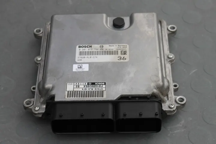 Honda Accord VIII - Contrôleur moteur - 37820-RL0-G74 image 2