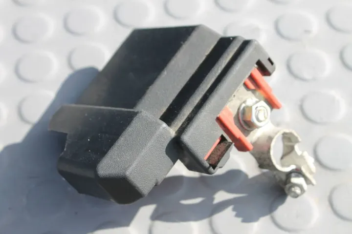 Mazda CX-5 II - Borne de batterie fusible - KLEMA-PLUSOWA image 2