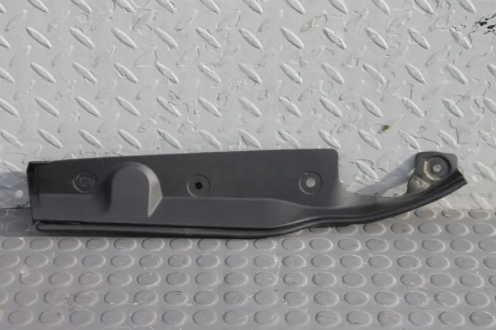 Chrysler Pacifica - Liste de fermeture gauche arrière - 68230345AC image 2