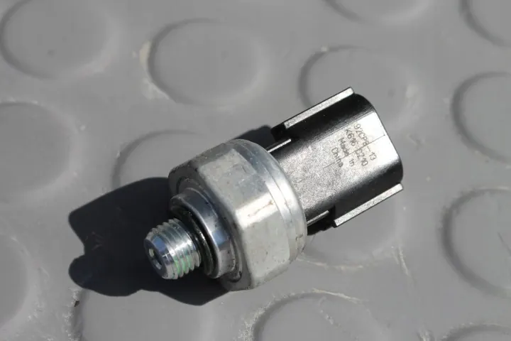 Capteur de pression climatisation Mazda CX-3 - OEM 92CP8-13 image 2