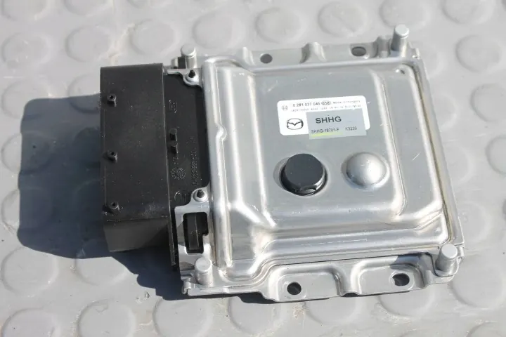 Calculateur AdBlue Mazda CX-5 II 2.2 Skyactiv-D SHHG18701F image 2