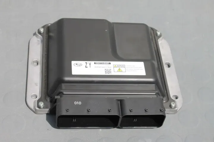 Subaru Forester III - Contrôleur moteur 275700-0102 image 2