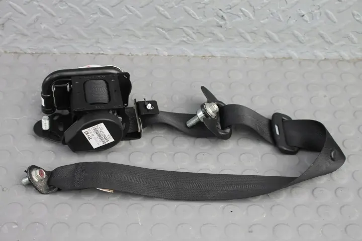 Mitsubishi Eclipse Cross - Ceinture de sécurité arrière gauche - 633032800D image 2