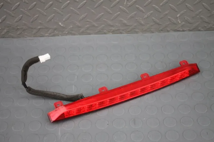 Kia Optima IV - Troisième feu stop - OEM 92700-D4300 image 2