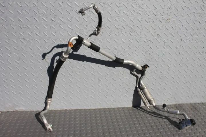 Hyundai I30 III - Tuyau climatisation - OEM 97775-J7500 image 2