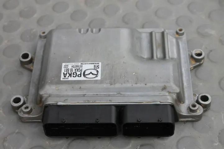 Mazda CX-30 - Calculateur moteur PGKA18881 - STEROWNIKPGKA18881 image 2
