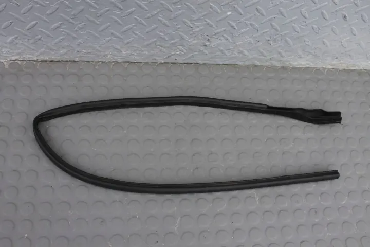 Mazda CX-5 - Joint de porte avant gauche - G2AS-M01-USZCZELKA image 2
