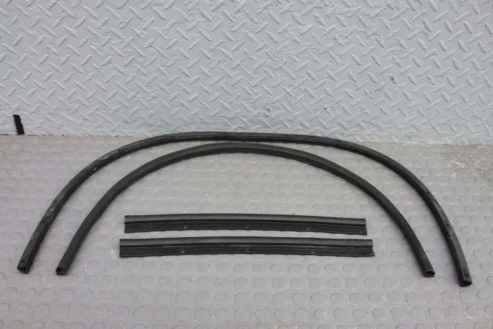 Nissan Qashqai III - Joint de capot USZCZELKI-J12 image 2
