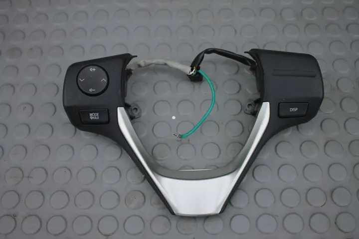 Toyota Auris II - Panneau boutons volant - MULTIFONCTION-PRZYCISKI-KIEROWNICY-AURIS-II image 2