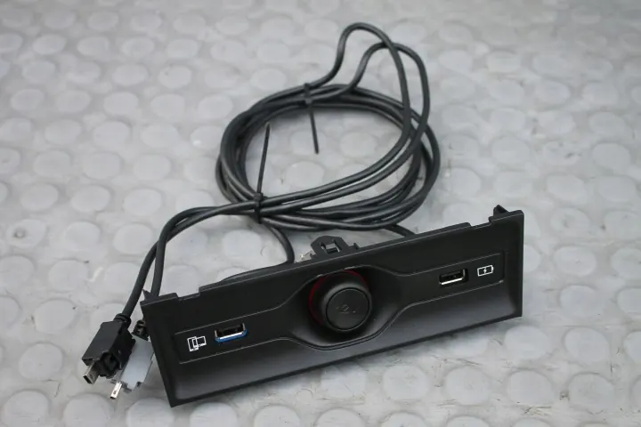 MG HS II - Prise 12V USB 11571756HSII image 2