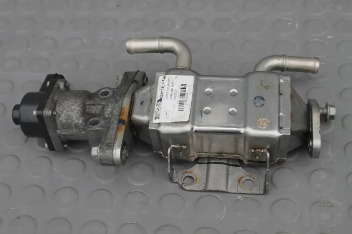 Suzuki - Valve EGR Radiateur d'échappement 18710-53SA0-000 image 2