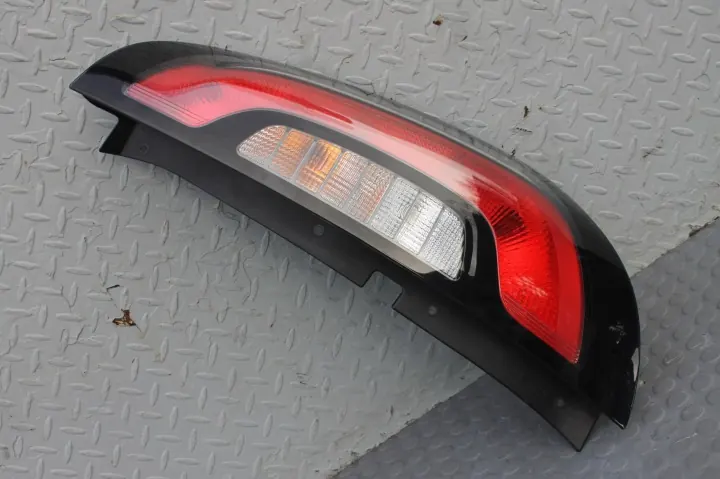 Kia Soul II - Phare arrière droit - 92402-B2030 image 2