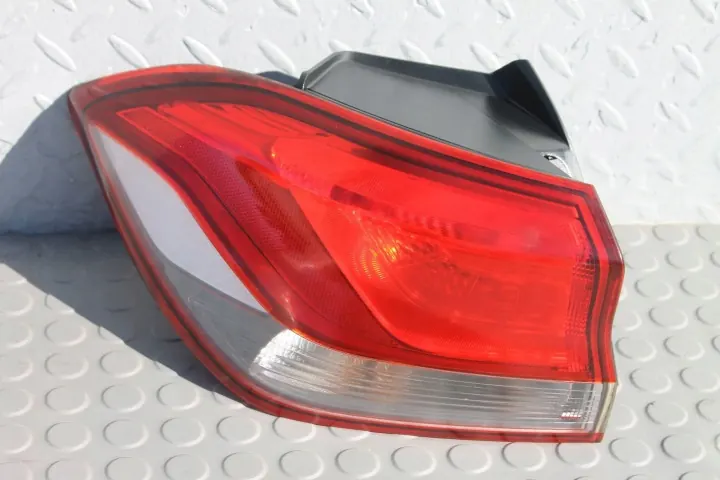 Hyundai I30 III - Phare arrière gauche - LAMPA92401G4000 image 2