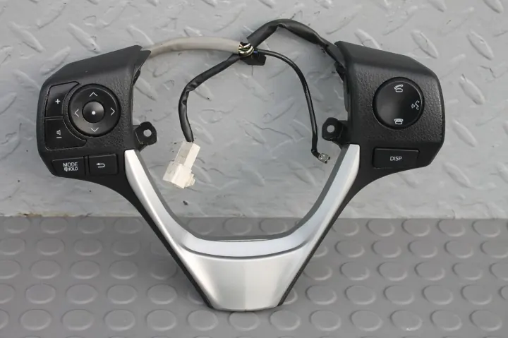Toyota Auris II - Boutons volant - MULTIFUNKCJA-KIEROWNICY-TOYOTA-AURIS-II image 2