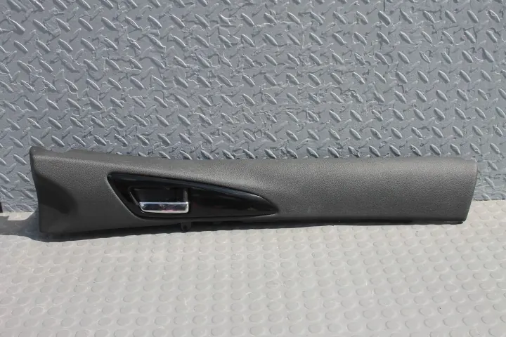 Mitsubishi Eclipse Cross - Listre de porte droit avant - 7221C638ZZ image 2