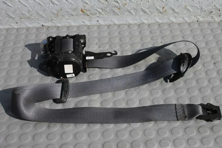 Mazda CX-30 - Ceinture de sécurité avant droit OEM PASPRAWYPRZODCX0 image 2