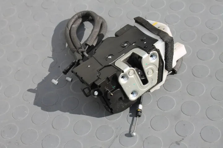Hyundai IX35 - Serrure porte avant droite - OEM 81320-2Y020 image 2