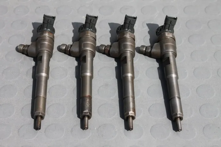 Injecteur pour Nissan Note II 1.5 DCI - OEM H8201108033 image 2