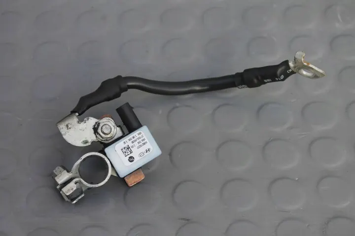 Hyundai Kona - Connecteur négatif 37180-J9500-KONA image 2