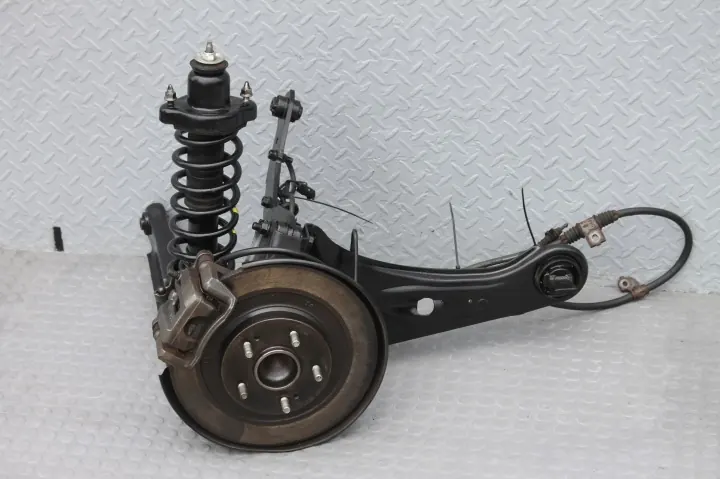 Mitsubishi Eclipse Cross - Suspension arrière droite - ZWROTNICA-PRAWA-WAHACZE-PRAWY-TYL-MITSUBISHI-ECLIPSE-CROSS image 2