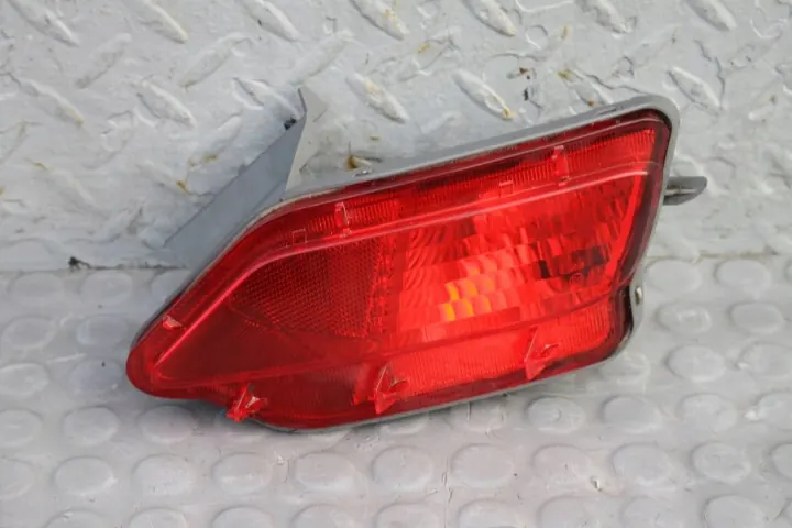 Toyota RAV4 IV - Phare antibrouillard arrière droit OEM LAMPAPRAWATYLRAV4 image 2