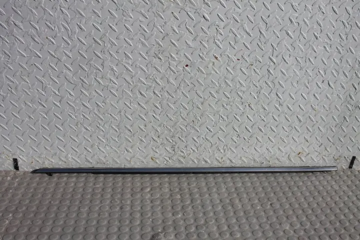 Mazda CX-30 - Joint de vitre avant gauche - LISTWALPCX30 image 2