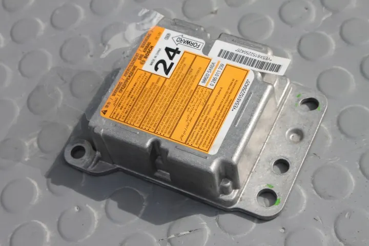 Nissan Navara III - Contrôleur airbag d'occasion - 98820-5X60A image 2