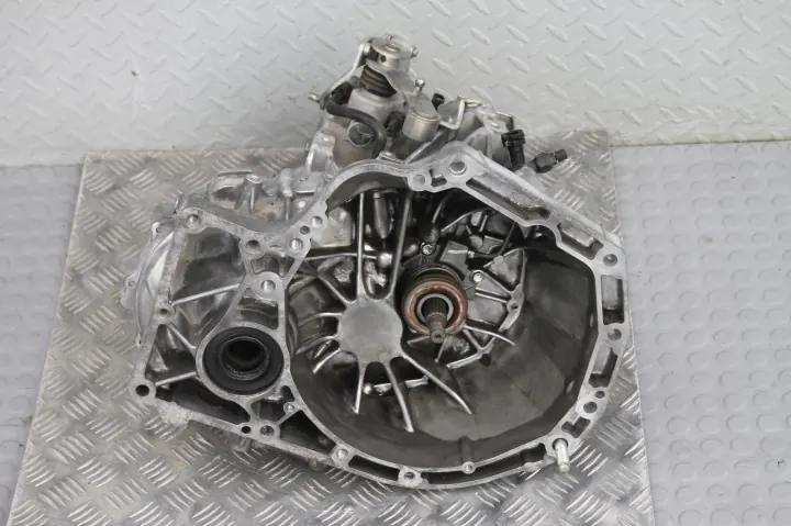 Suzuki SX4 S-Cross - Boîte de vitesses - ZMB image 2