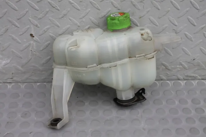 Suzuki - Réservoir d'équilibrage liquide de refroidissement - OE image 2