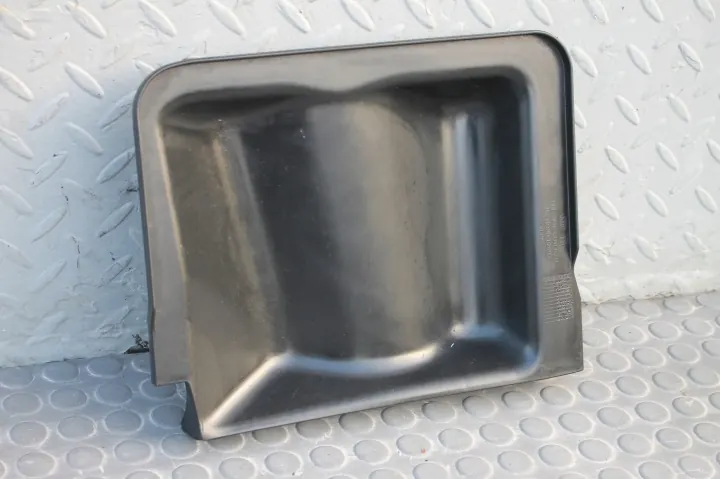 Kia Soul II - Cache-moteur gauche OEM 29130-B2000 image 2