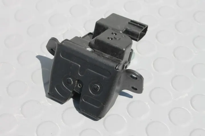 Hyundai IX35 - Serrure de coffre arrière - OEM 81230-2S000 image 2