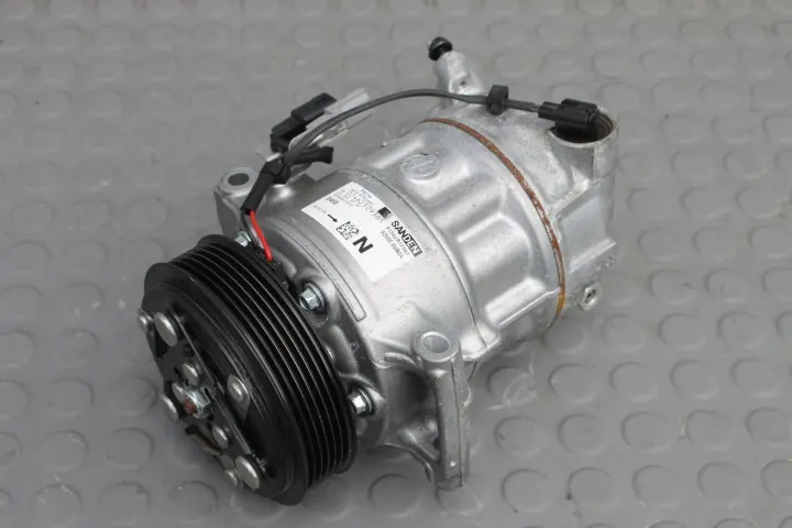 Compresseur climatisation Nissan Qashqai III - OEM 926006UB0A image 2