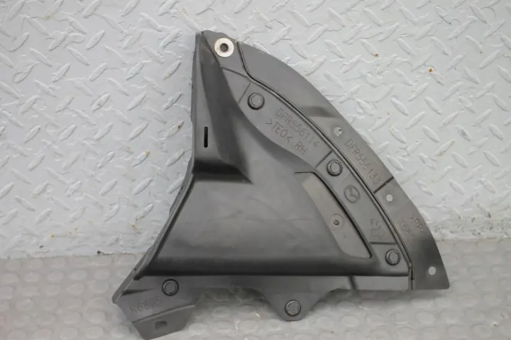 Mazda CX-30 - Triangle d'aile avant droit DFR556133CX30 image 2