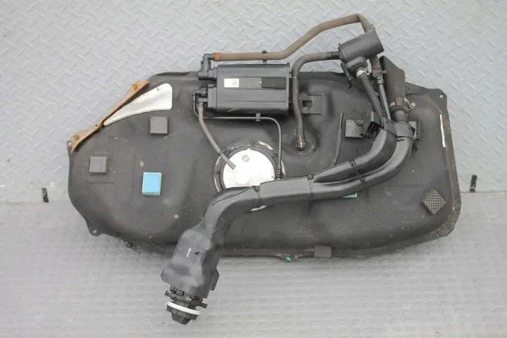 Réservoir à carburant Kia Stonic 1.0 T-GDI BAK-31100-H8420 image 2