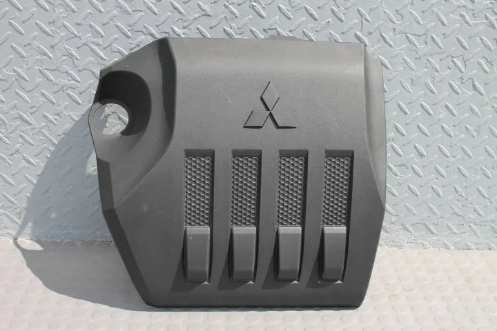 Mitsubishi Eclipse Cross - Couvercle moteur 1003A341 image 2