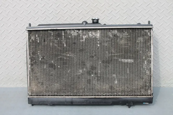 Mitsubishi Lancer VII - Radiateur avec ventilateurs - CHŁODNICA-WENTYLATORY LANCER VII 2.0 16V 03-08 image 2