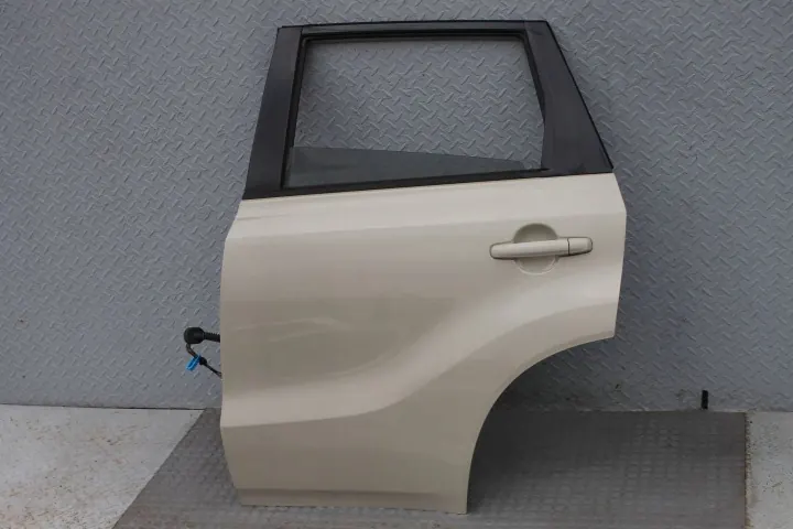 Suzuki Vitara - Portière arrière gauche - OEM 6800454P01ZQQLEWE image 2