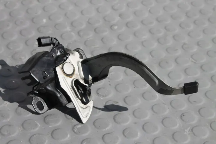 Honda HR-V - Verrou de capot - OEM ZAMEK-MASKI-HR-V image 2