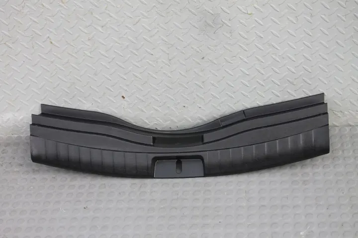 Toyota Verso-S - Osłona pasa tylnego - OEM 64716-52160 image 2