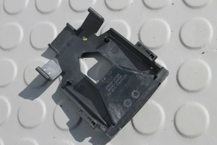 Support fixation caméra Hyundai Kona 2017-2023 - 95741-G3000 image 2