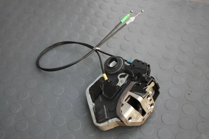 Toyota Verso - Serrure de porte arrière gauche - Toyota OE image 2